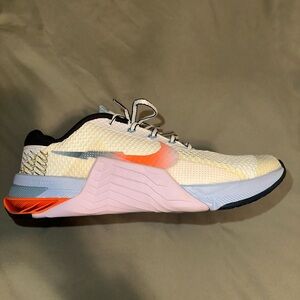 Nike Women's Cream and Orange Athletic Shoes